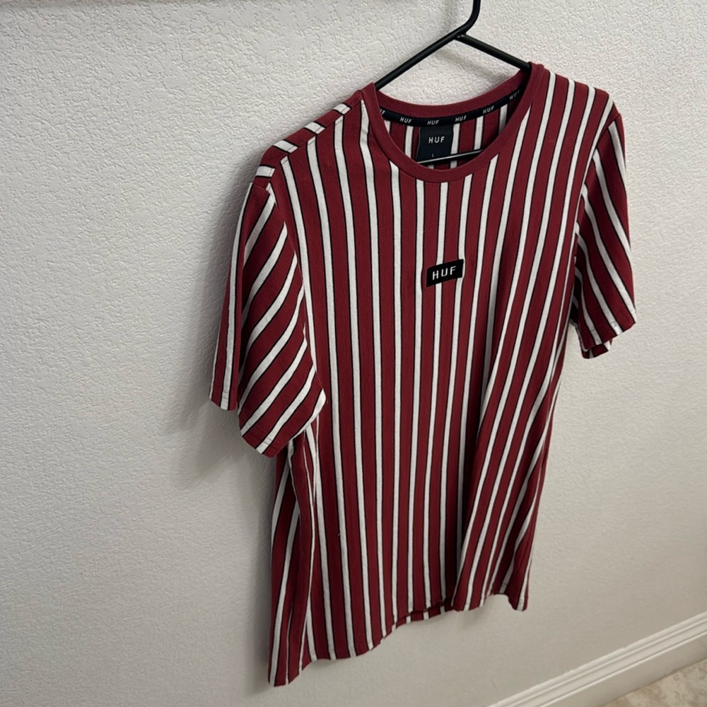 HUF T-Shirt Adult Short Sleeve Cotton Red Striped Heavyweight (BRAND NEW)